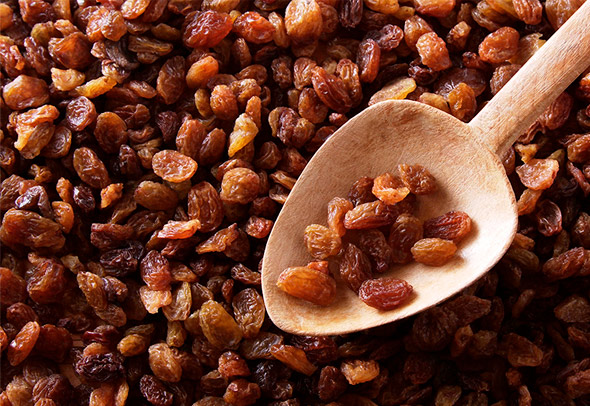 Польза и вред изюма для организма мужчины: влияние на потенцию