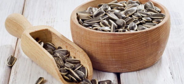 Польза и вред тыквенных семечек для мужчин, эффективность