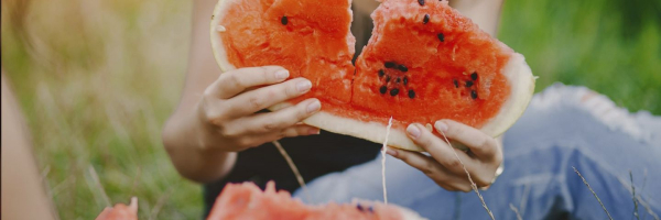 Полезность арбуза для мужского организма и его влияние на потенцию