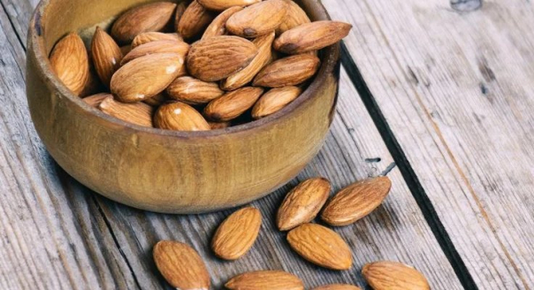 Полезные свойства и противопоказания миндаля для мужчин