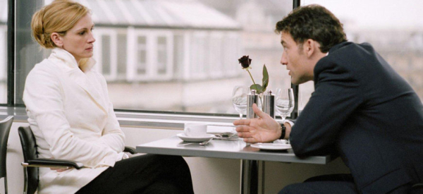 10 признаков, как понять, что девушка пользуется мужчиной &mdash; тебе нужно срочно уходить