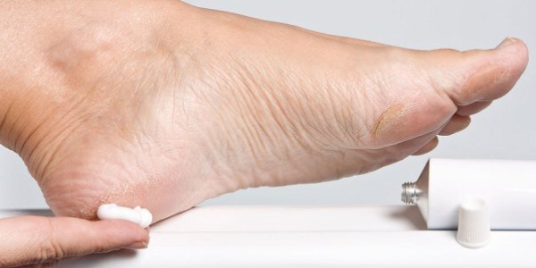 Лечение бородавок на стопе в домашних условиях народными средствами