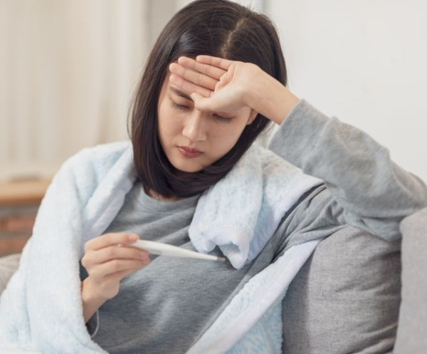 Поднялась температура после прижигания бородавки, что делать?