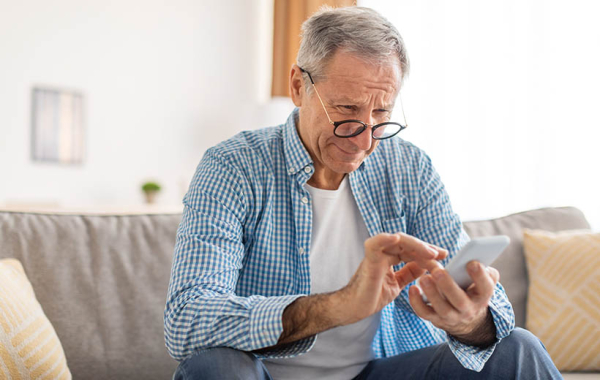 Пресбиопия: причины, симптомы, лечение, профилактика
